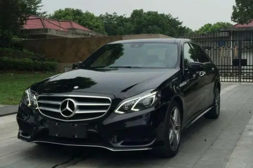 奔馳E320L施工納爾PPF隱形車衣，氣度不凡簡直絕配