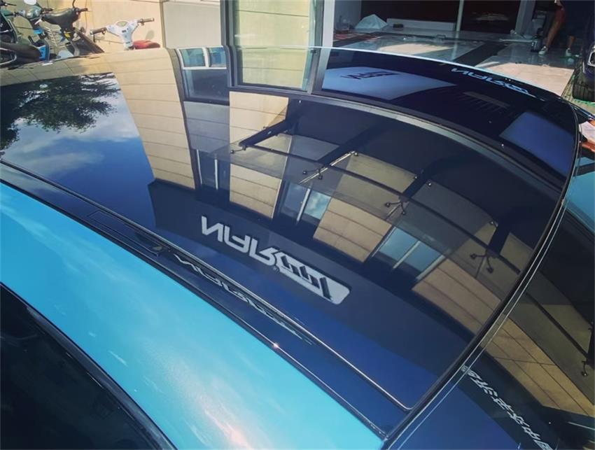 汽車窗膜：為什么車窗貼膜后出現(xiàn)水漬？