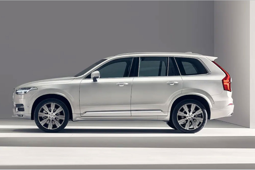 汽車貼膜多少錢？貼車衣多少錢？有哪些差別？